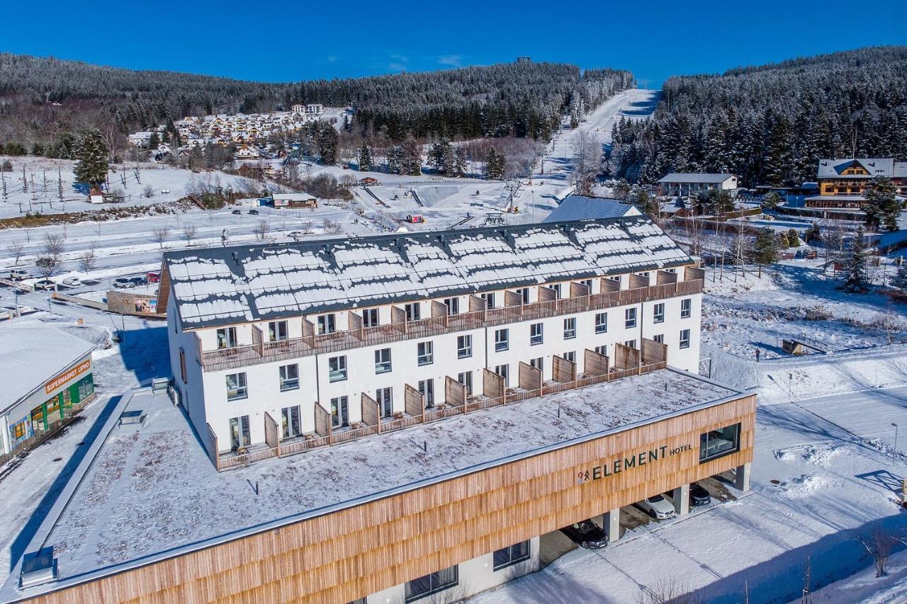 Hotel Element Lipno nad Vltavou Exteriör bild