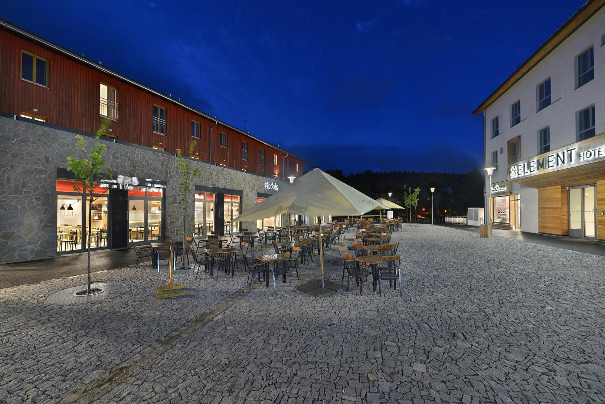 Hotel Element Lipno nad Vltavou Exteriör bild